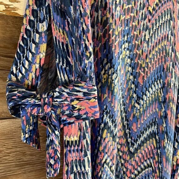 J.T.B. Womens Plus Size Dress Top, Size 2X, Pink and Blue Abstract Design Print - Picture 4 of 7